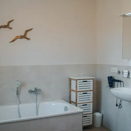 Fewo-am-sonnenstrand 公寓 *